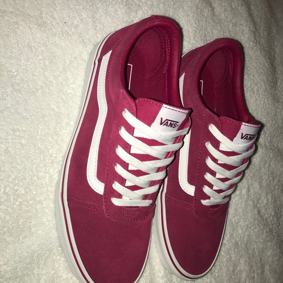 Vans - Picture 6 of 9